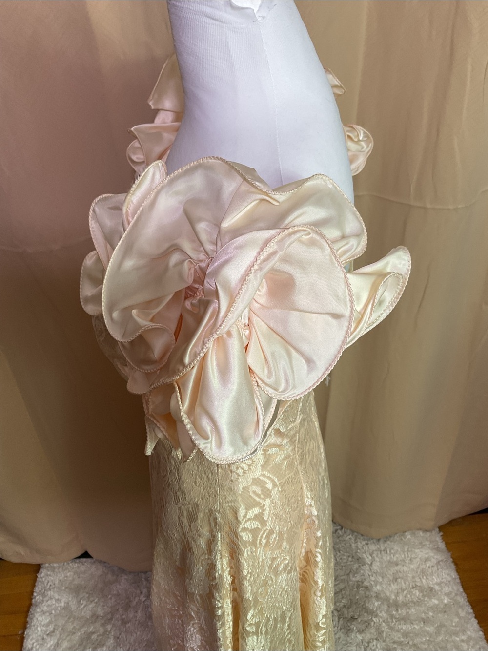 Betsy & Adam Vintage 1980’s Prom Dress - Picture 5 of 15